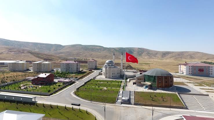 bitlis-eren-universitesi-2790-2