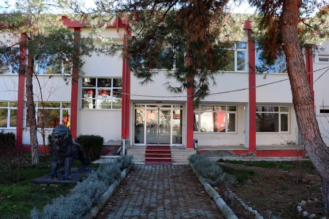 isparta-uygulamali-bilimler-universitesi-2836-1