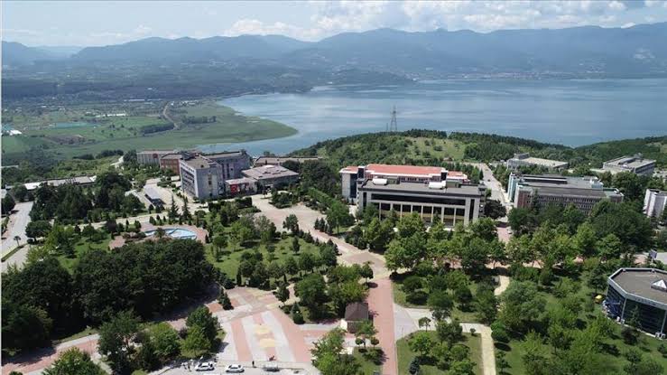 sakarya-universitesi-1